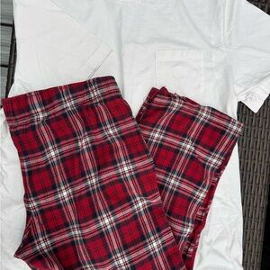 Chaps White and Red Plaid Pajama Set